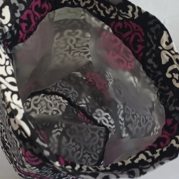 Vera Bradley Canterberry Magenta Lined Ditty Bag / Duffel Bag - Picture 9 of 12